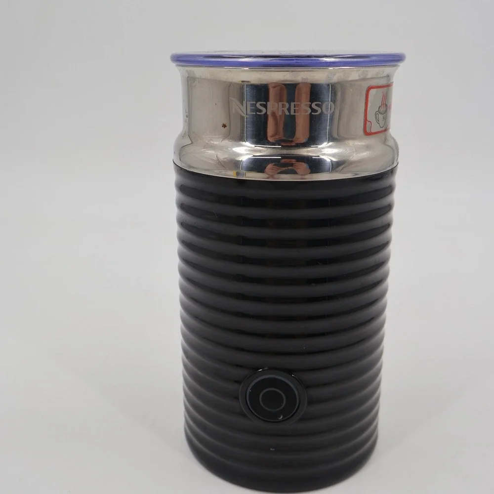 Nespresso Aeroccino3 Milk Frother Black Mod 3594 Ribbed Electric Steamer